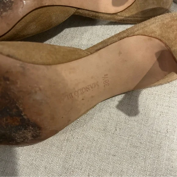 Manolo Blahnik Tan Embellished Heels - Picture 5 of 11